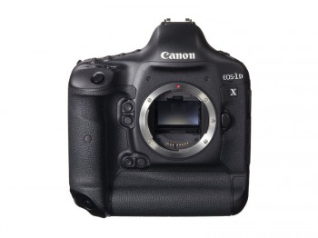 1_EOS-1D X_bodyonly_front_EUR Bild: Canon